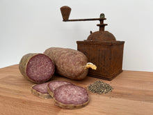 Carica l'immagine nel visualizzatore di Gallery, Salame Tinto (prodotto disponibile a breve)